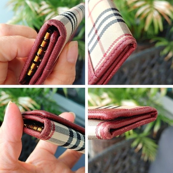 Burberry Check Print Canvas Leather Keyholder - Picture 12 of 14